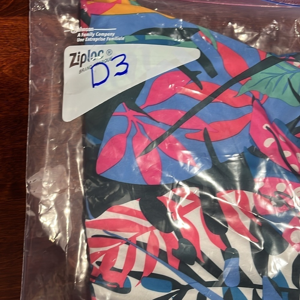 Lauren James Windbreaker Jacket S Blue Pink Hood Zip Front Pockets Hi-Lo Hem EUC - Picture 16 of 16